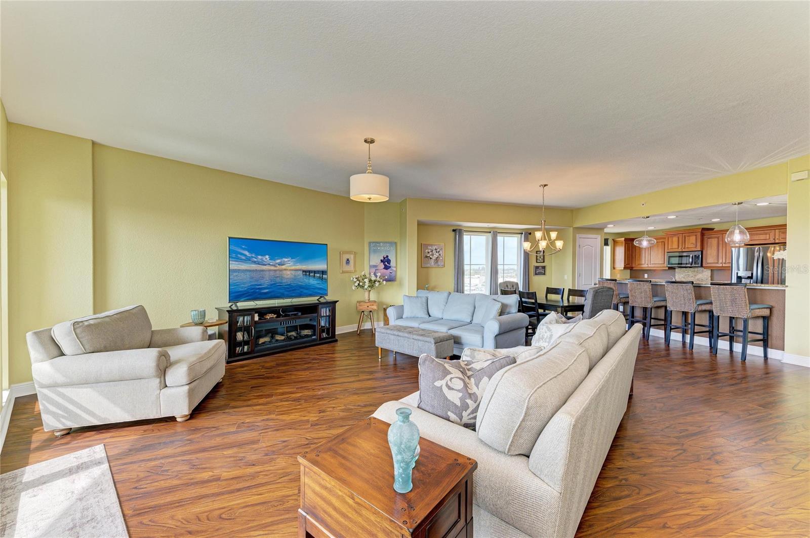 Image 19 of 64 For 501 Haben Boulevard 606