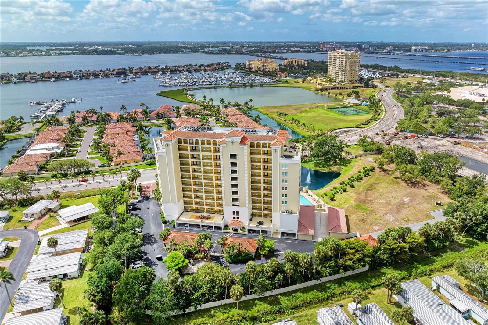 Image 2 of 64 For 501 Haben Boulevard 606