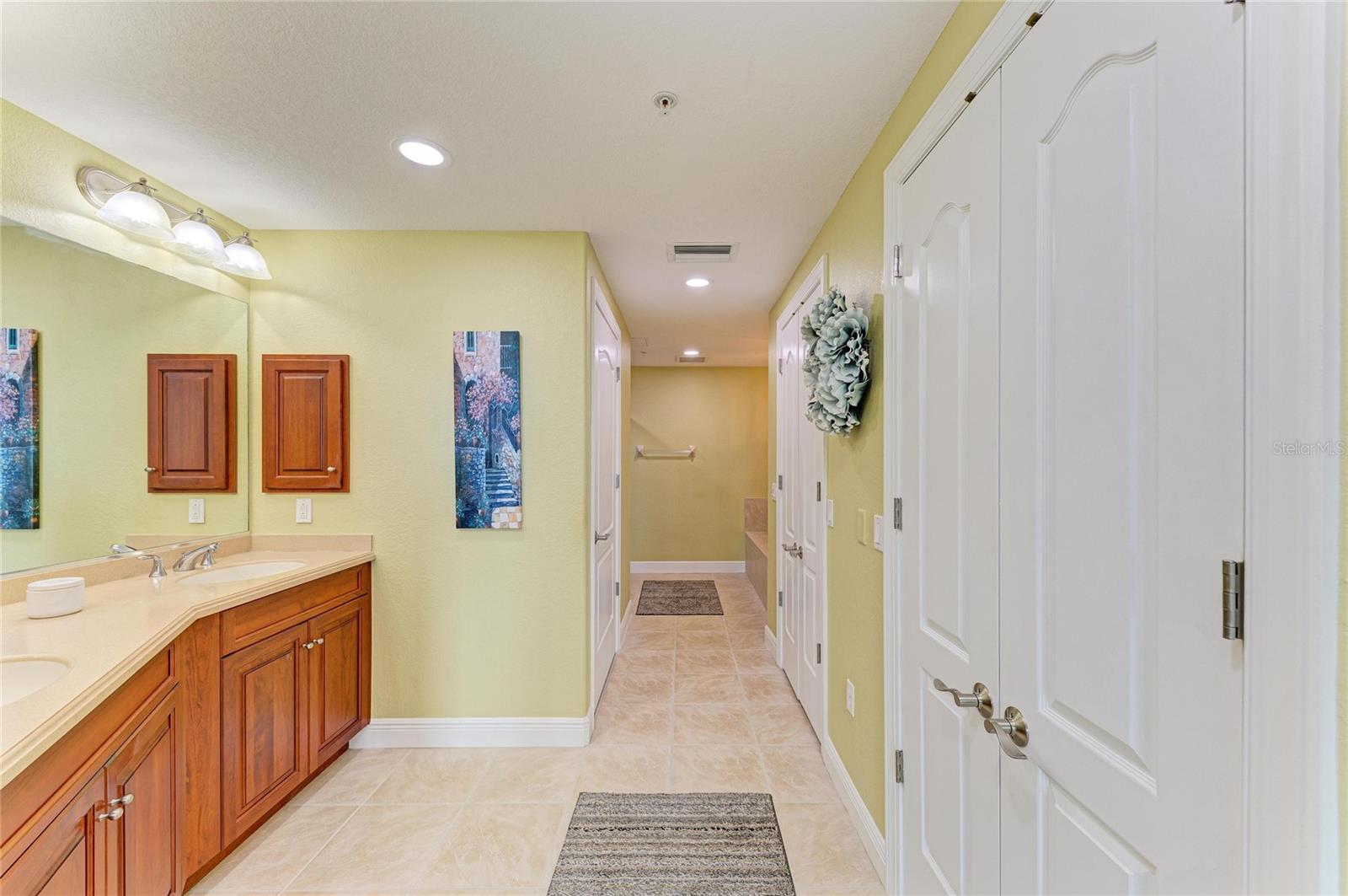 Image 39 of 64 For 501 Haben Boulevard 606