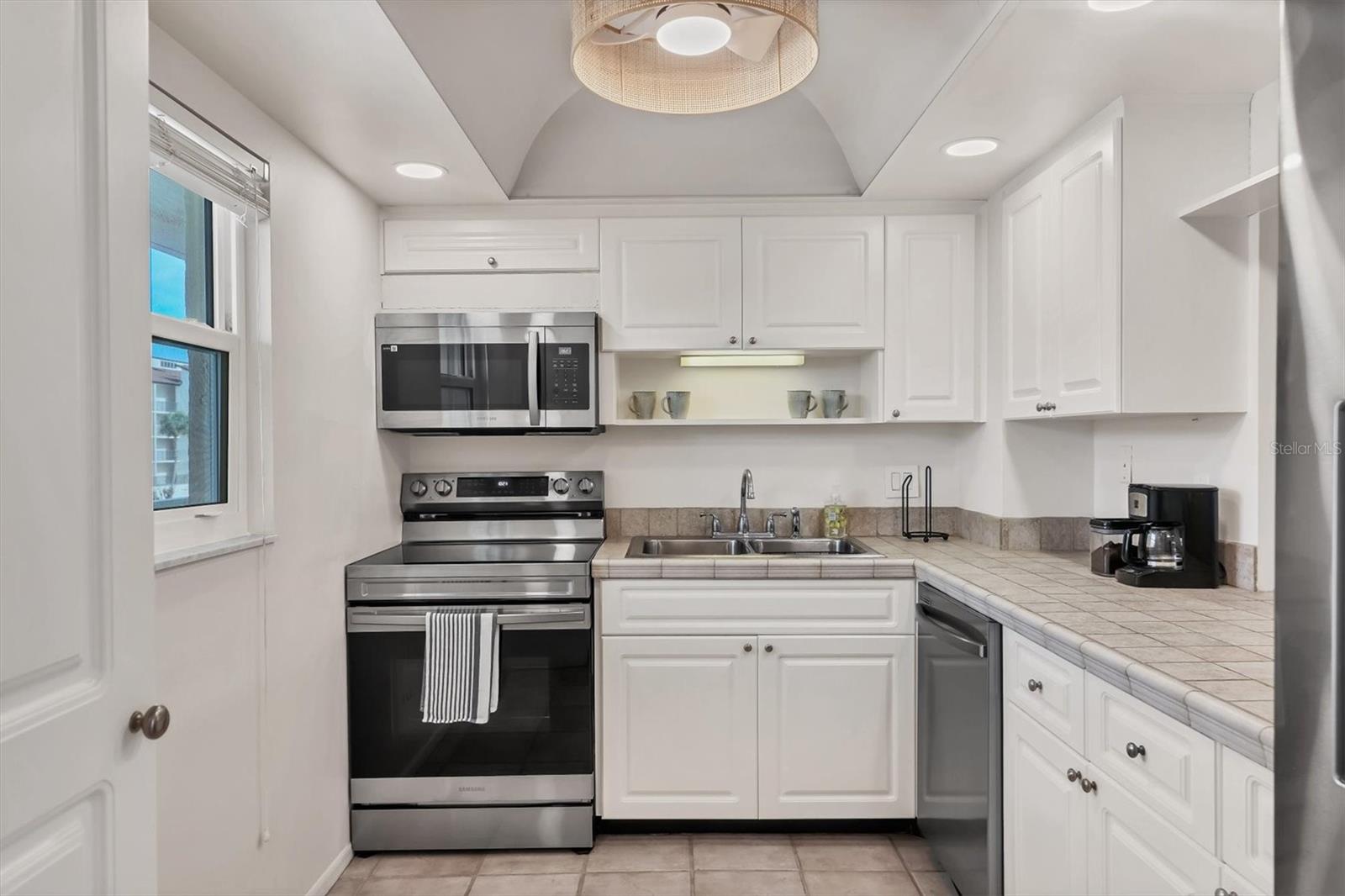 Image 8 of 63 For 1250 Portofino Drive 303