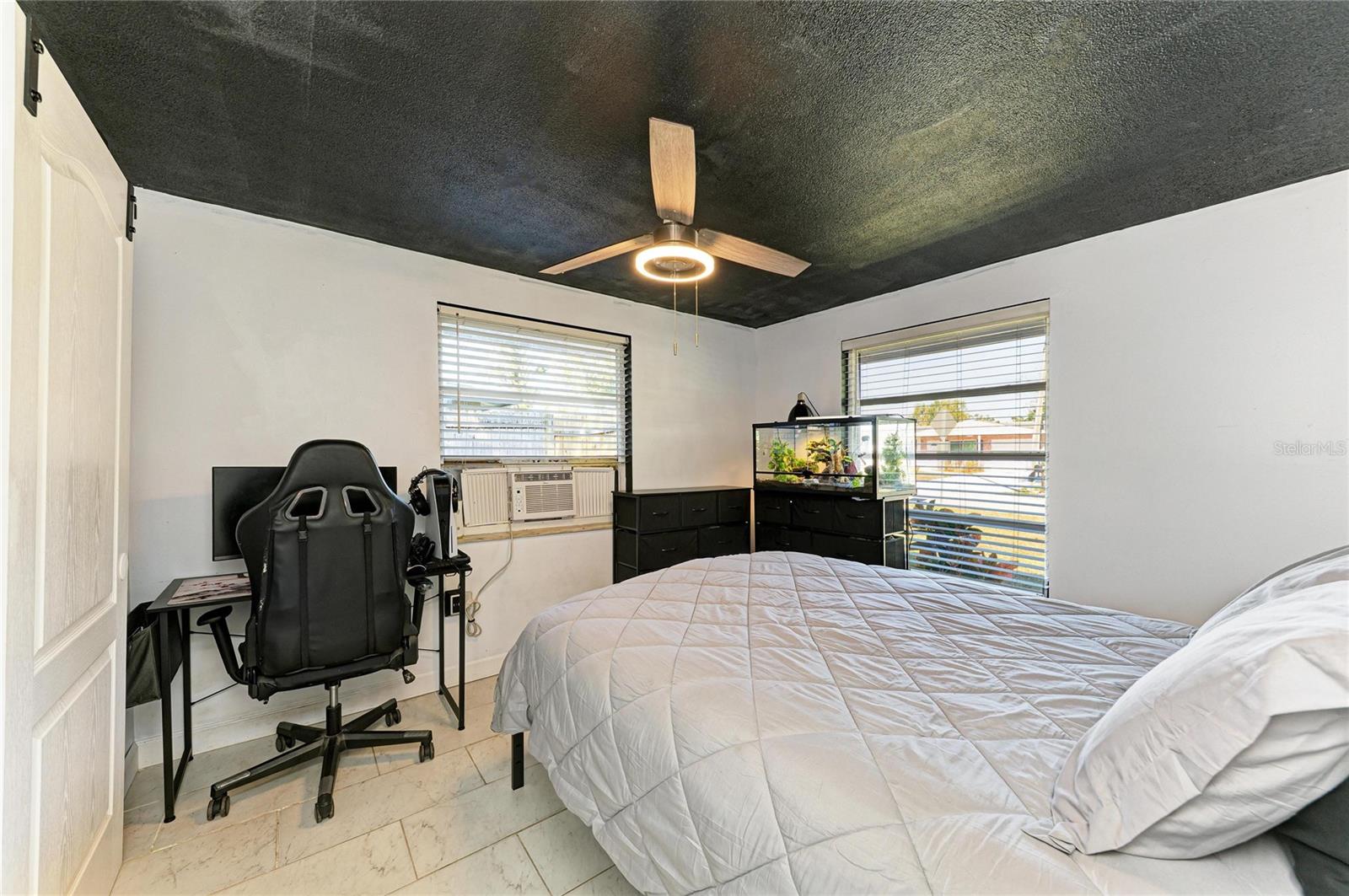 Image 20 of 37 For 3350 Bailey Street