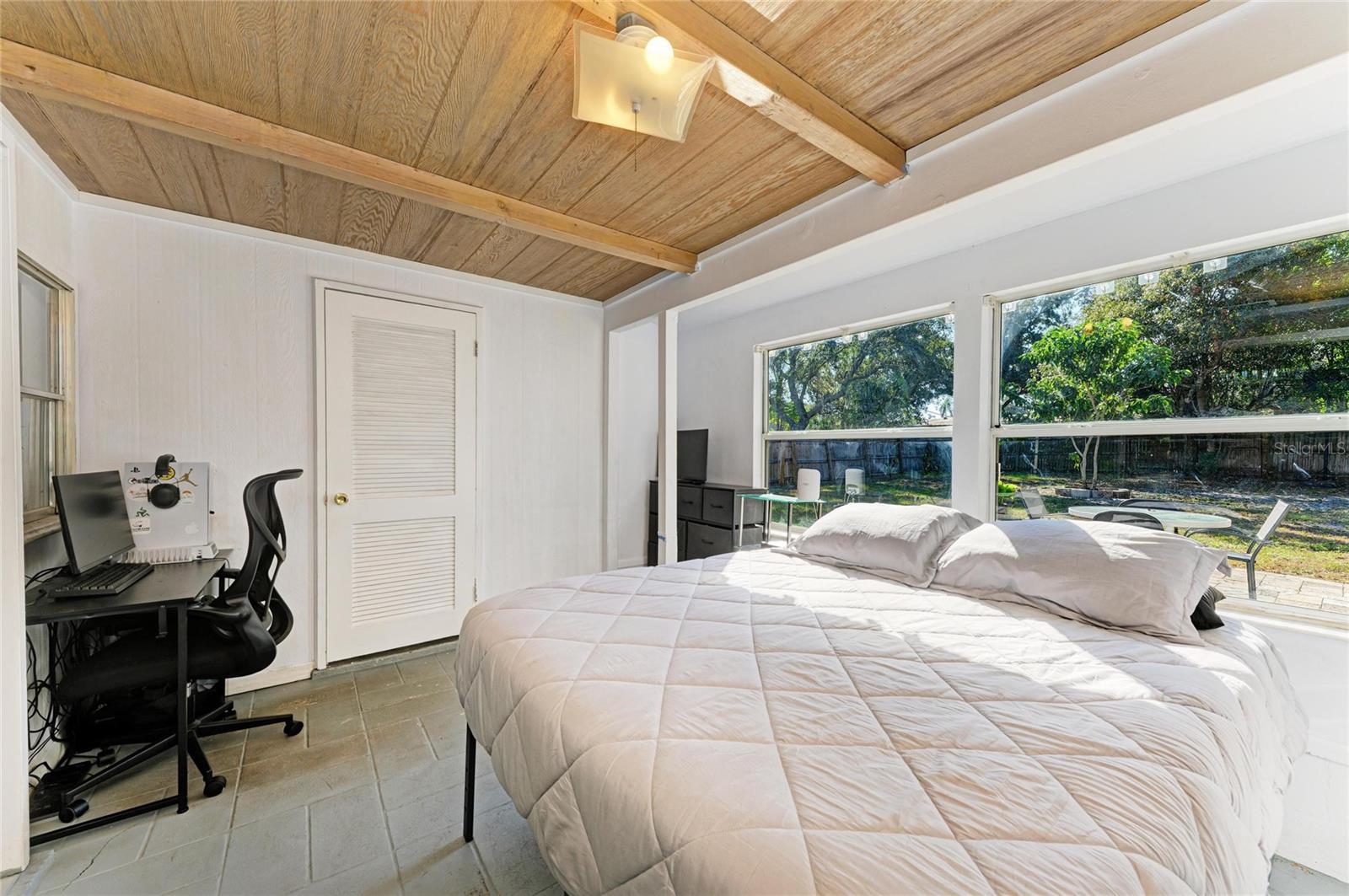 Image 23 of 37 For 3350 Bailey Street