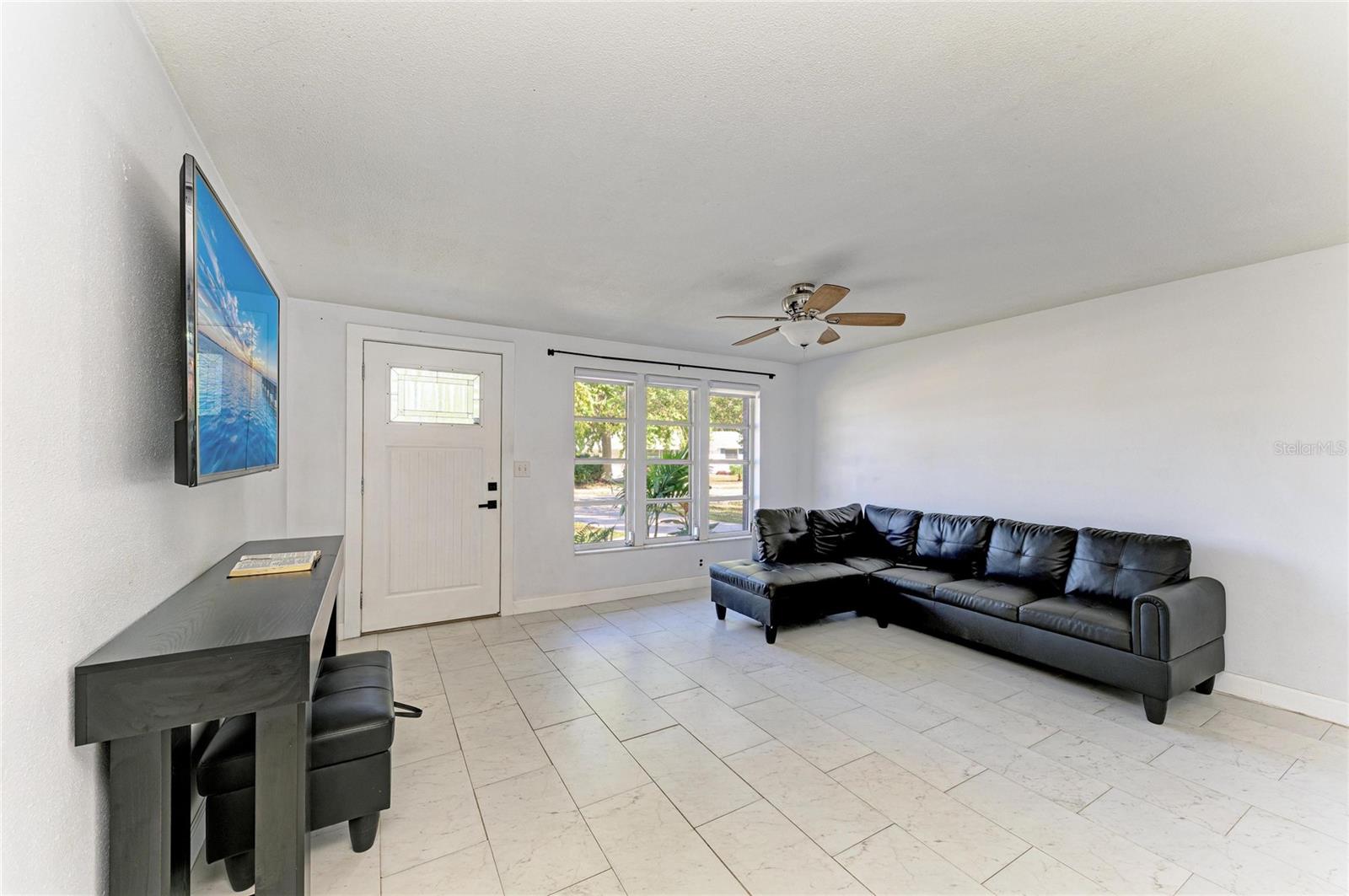 Image 5 of 37 For 3350 Bailey Street