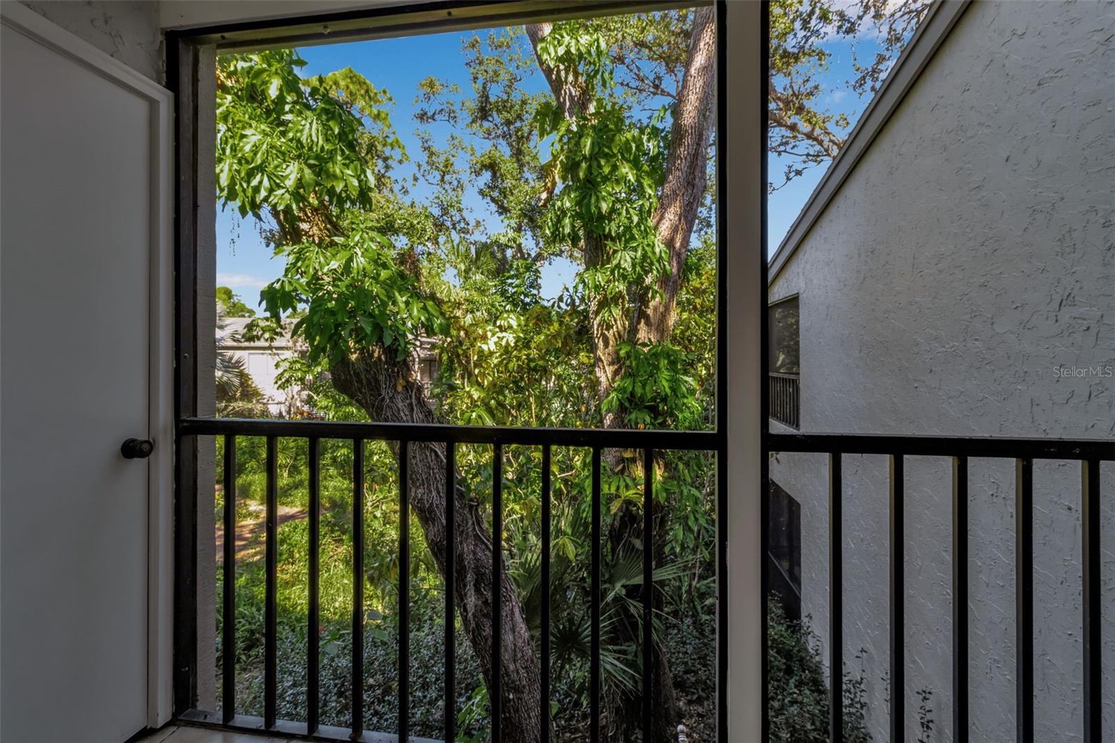 Image 26 of 38 For 1508 Pelican Cove Road 231