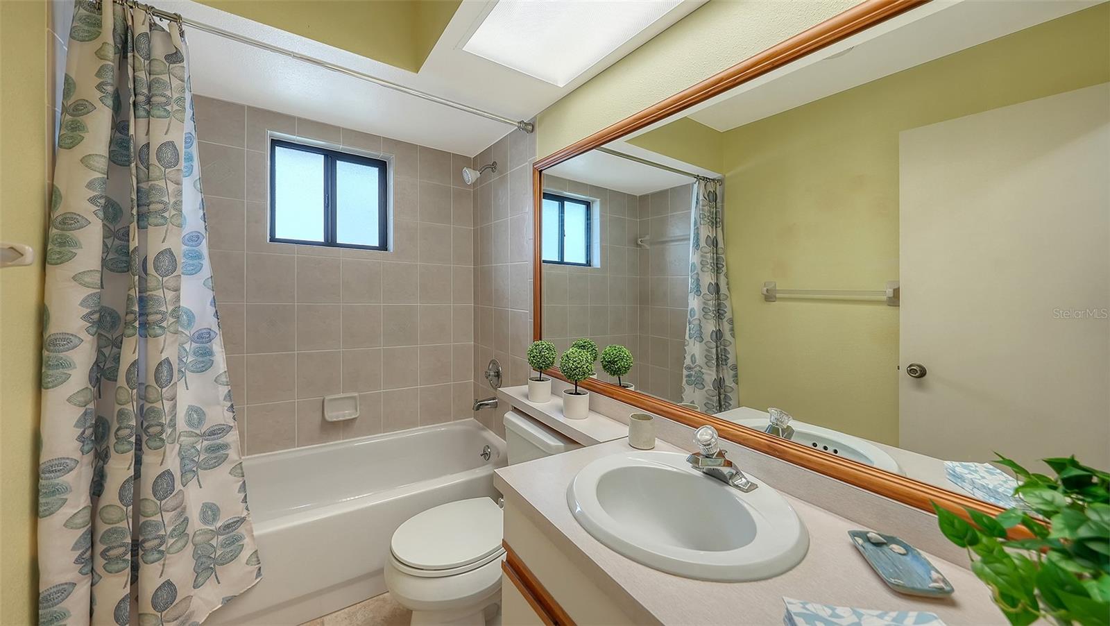 Image 52 of 100 For 311 76th Street Nw