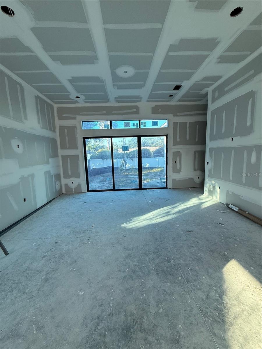 Image 5 of 21 For 2069 Hibiscus Street