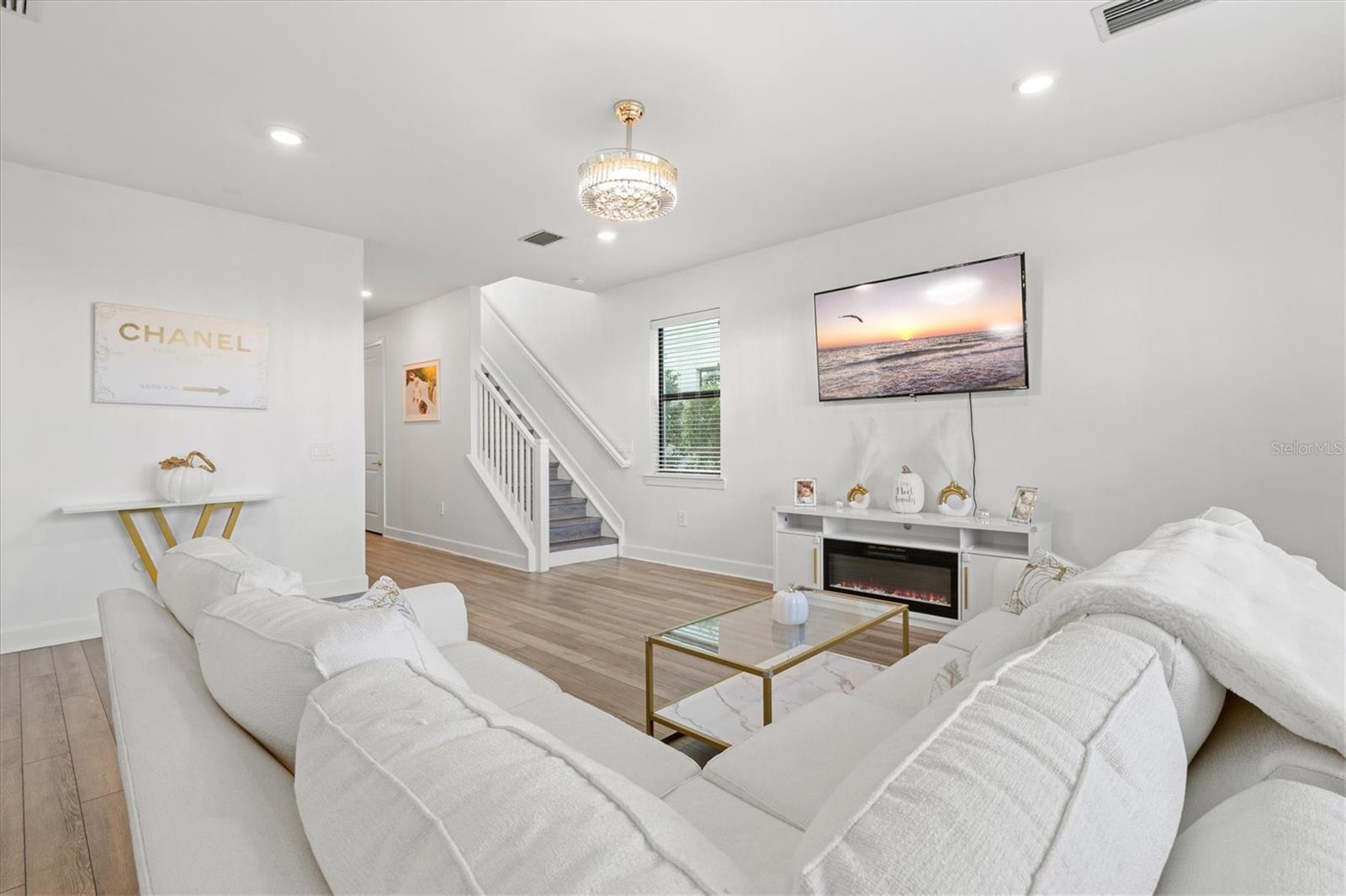 Image 9 of 100 For 16235 Pine Mist Drive