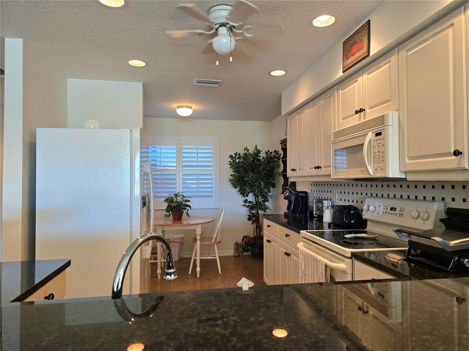 Image 12 of 29 For 6446 7th Avenue Circle W 6446