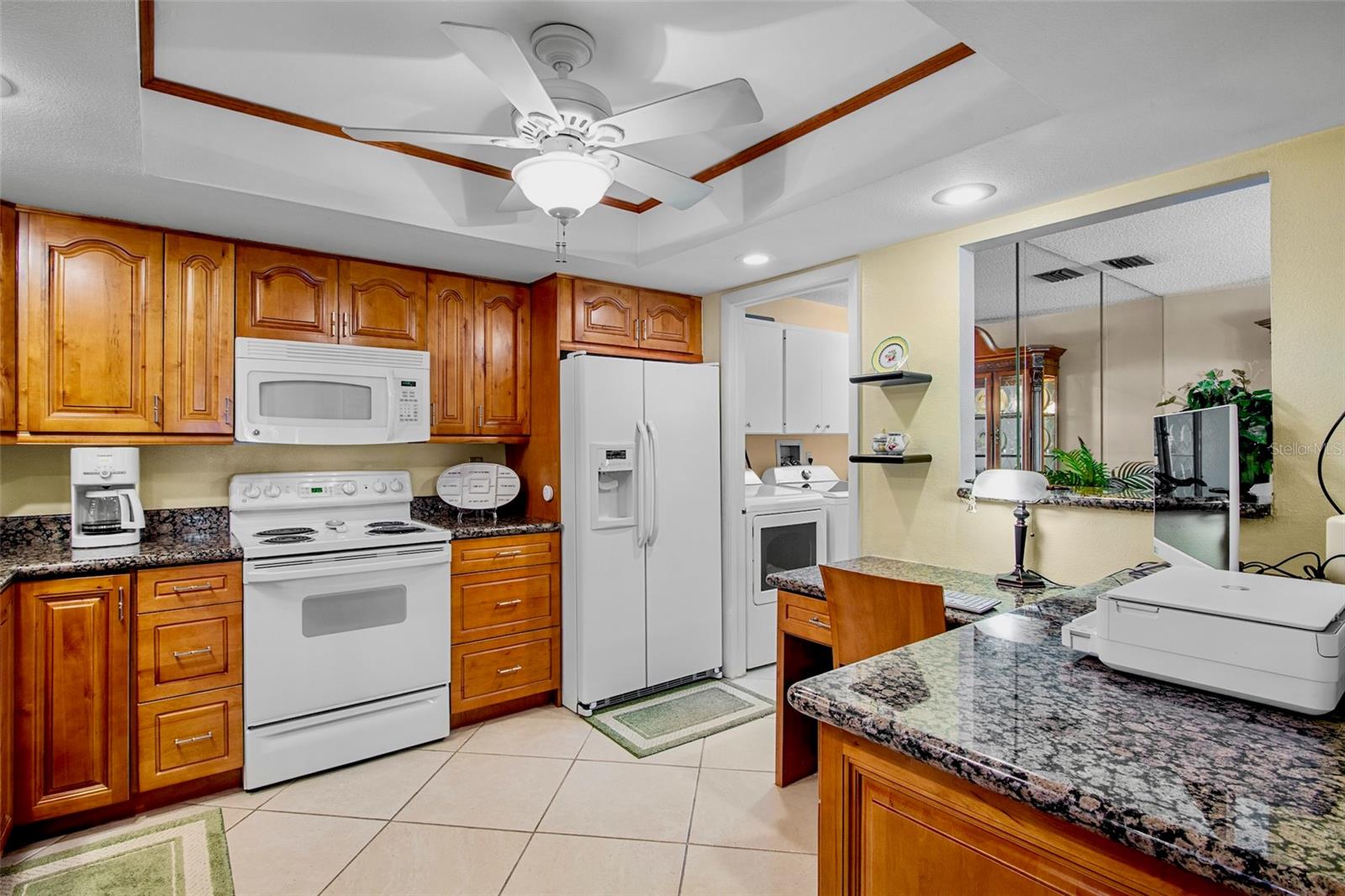 Image 6 of 22 For 3905 Center Gate Circle 3