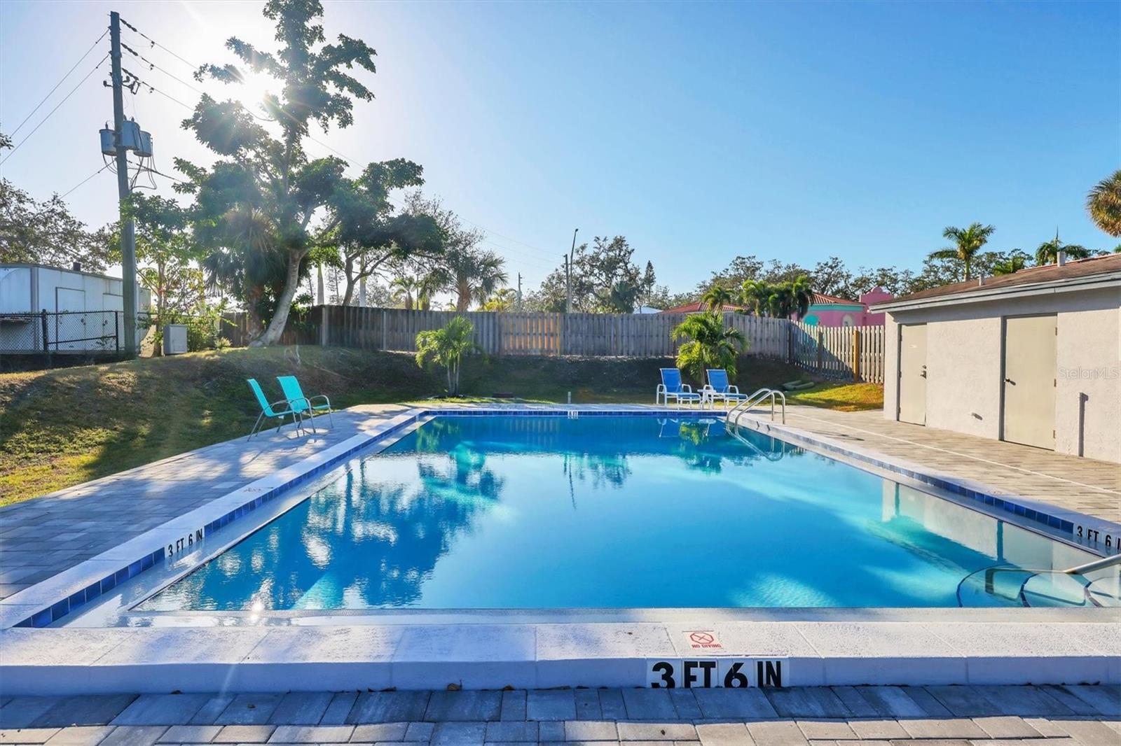 Image 10 of 46 For 2124 Tamiami Trail 109