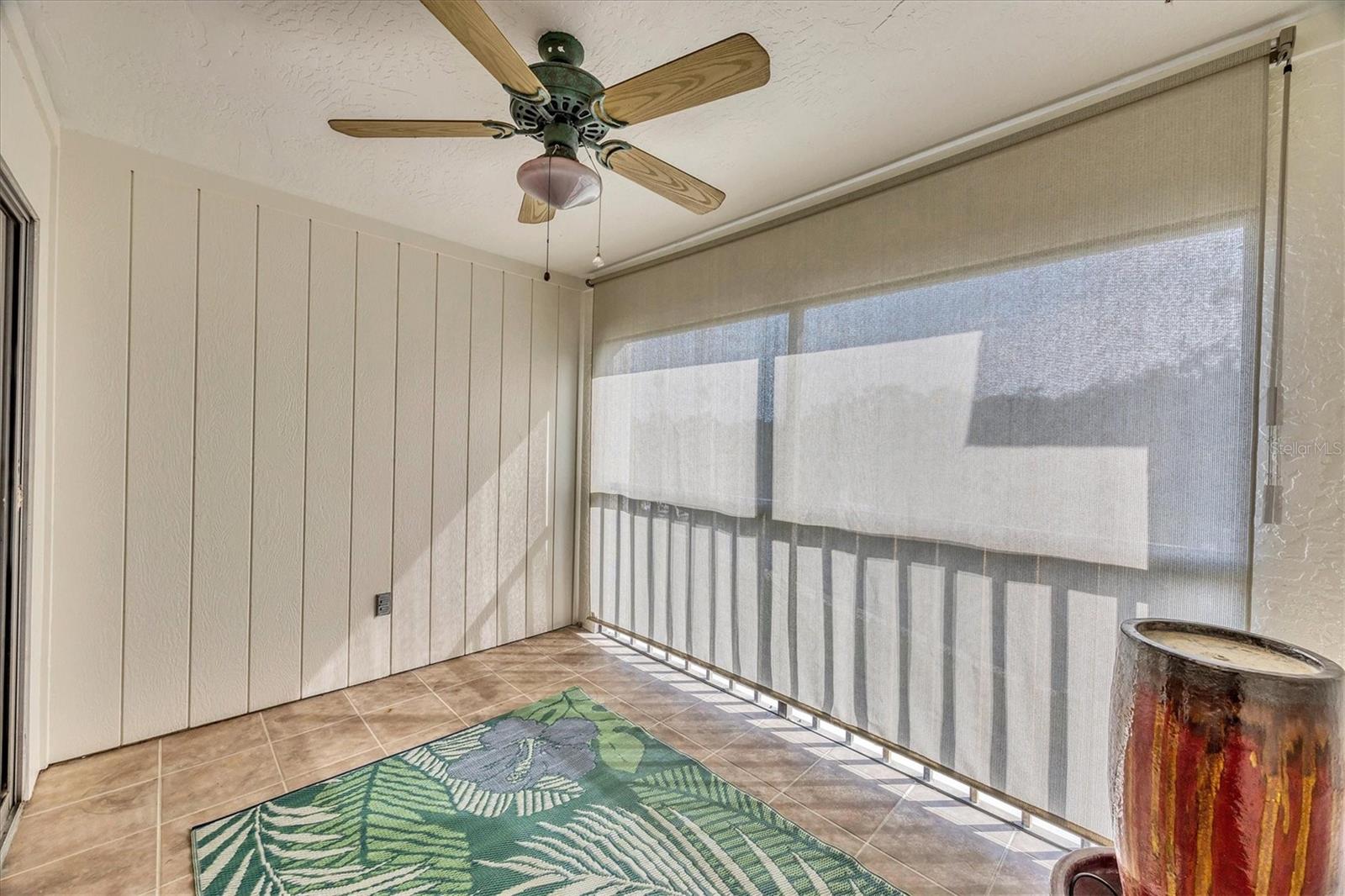 Image 40 of 46 For 2124 Tamiami Trail 109