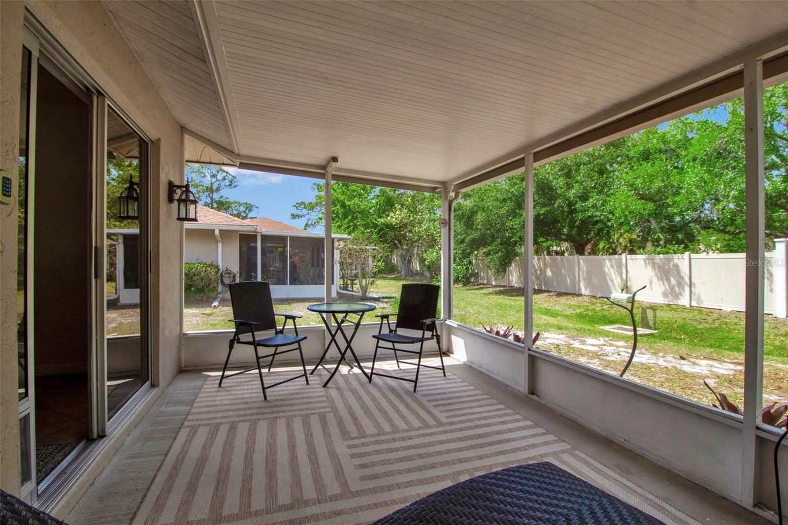 Image 27 of 33 For 721 Jefferson Avenue 721