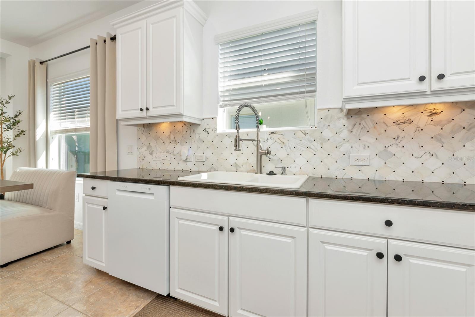 Image 14 of 48 For 4739 Lake Breeze Terrace