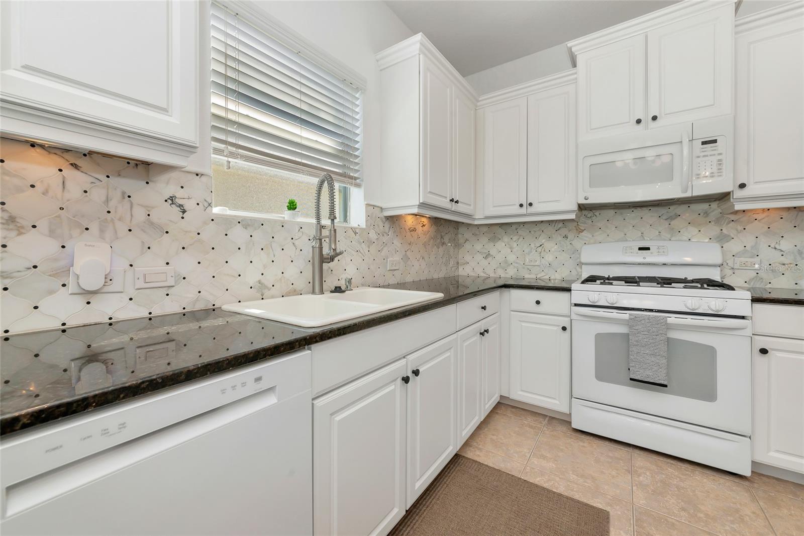 Image 15 of 48 For 4739 Lake Breeze Terrace