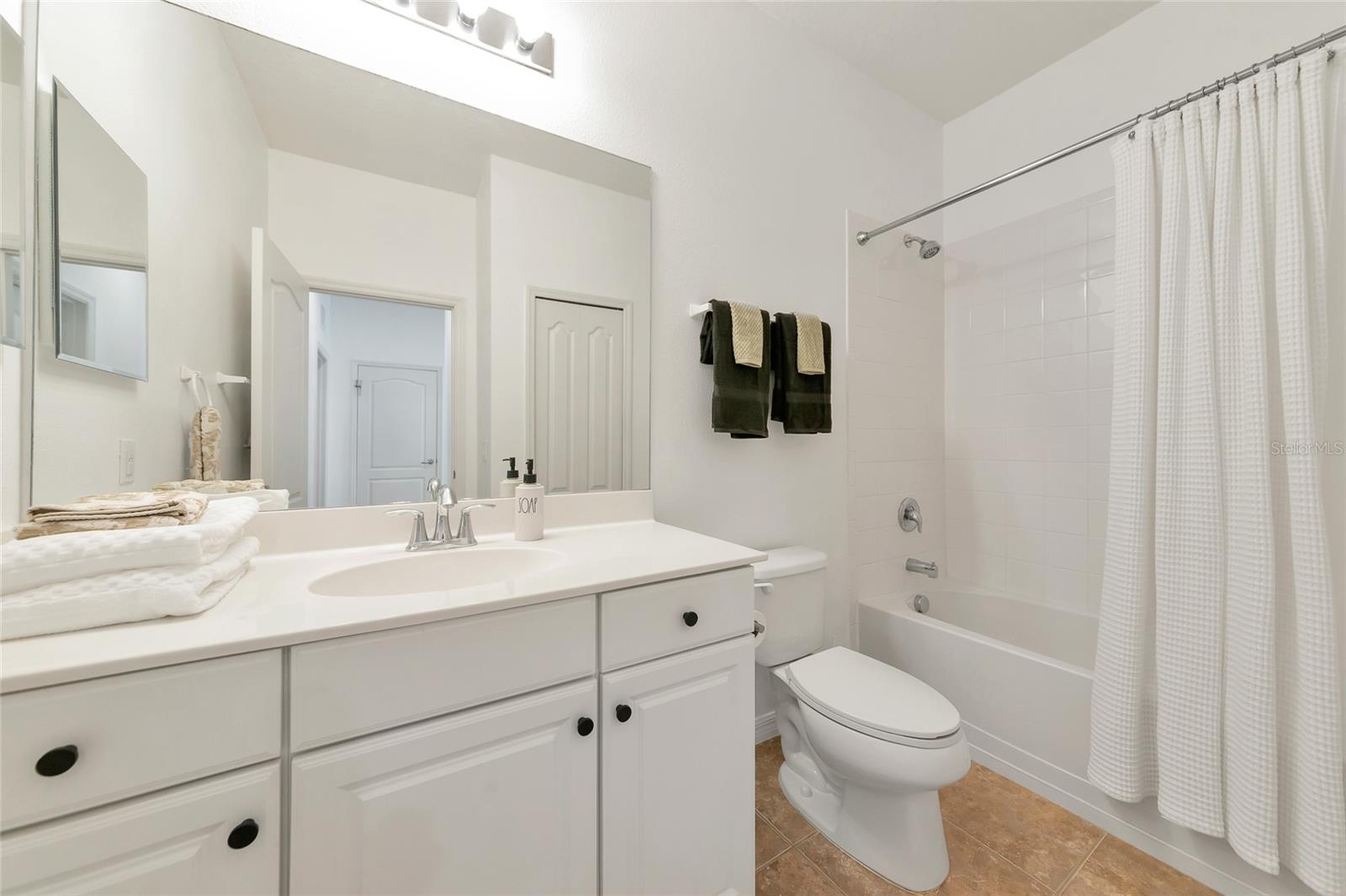 Image 33 of 48 For 4739 Lake Breeze Terrace