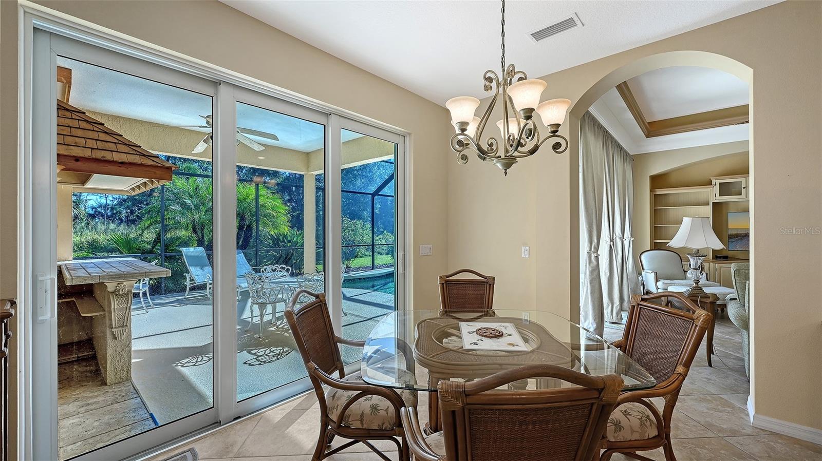 Image 21 of 61 For 640 Crane Prairie Way