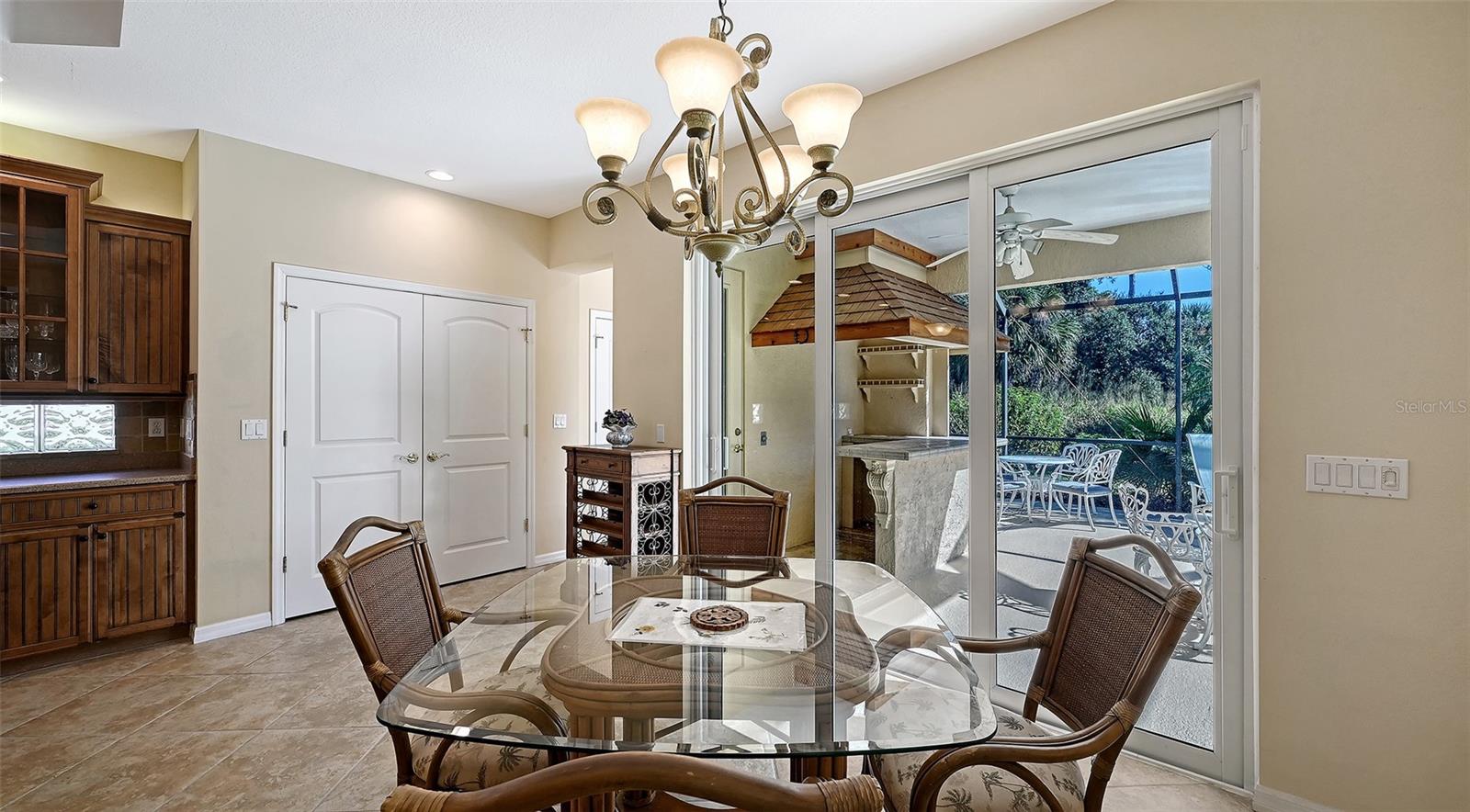 Image 22 of 61 For 640 Crane Prairie Way