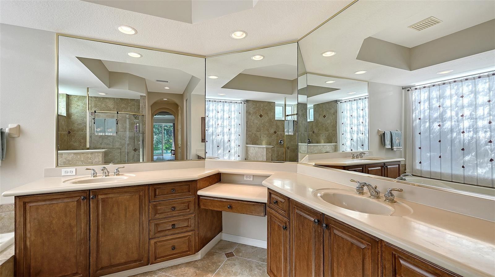 Image 29 of 61 For 640 Crane Prairie Way