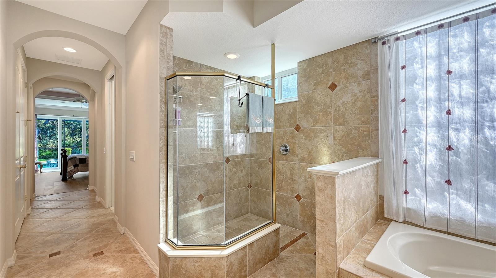 Image 32 of 61 For 640 Crane Prairie Way