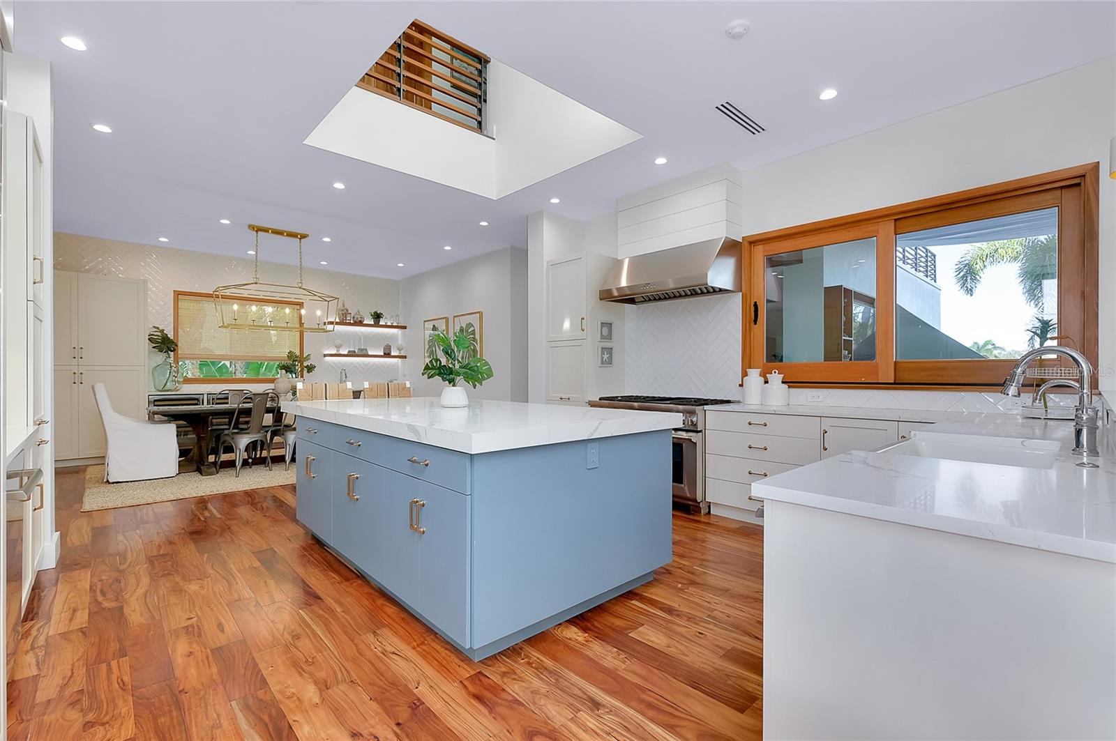 Image 10 of 66 For 161 Polk Drive