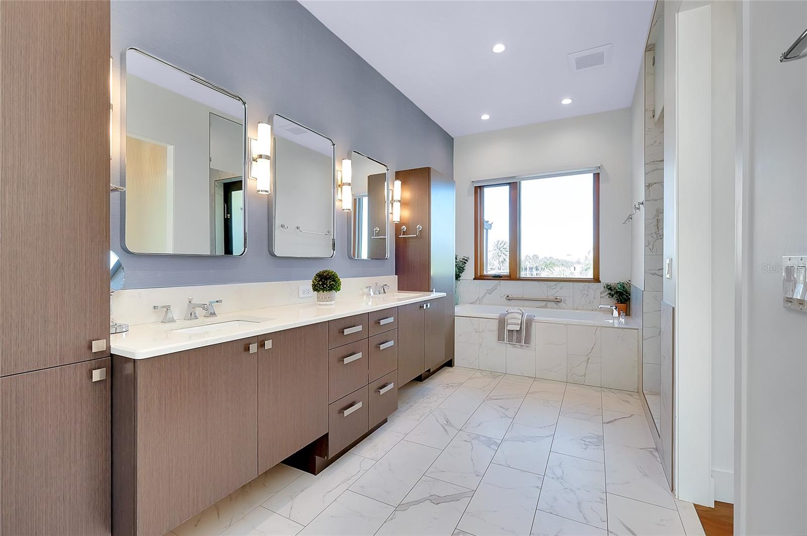 Image 35 of 66 For 161 Polk Drive