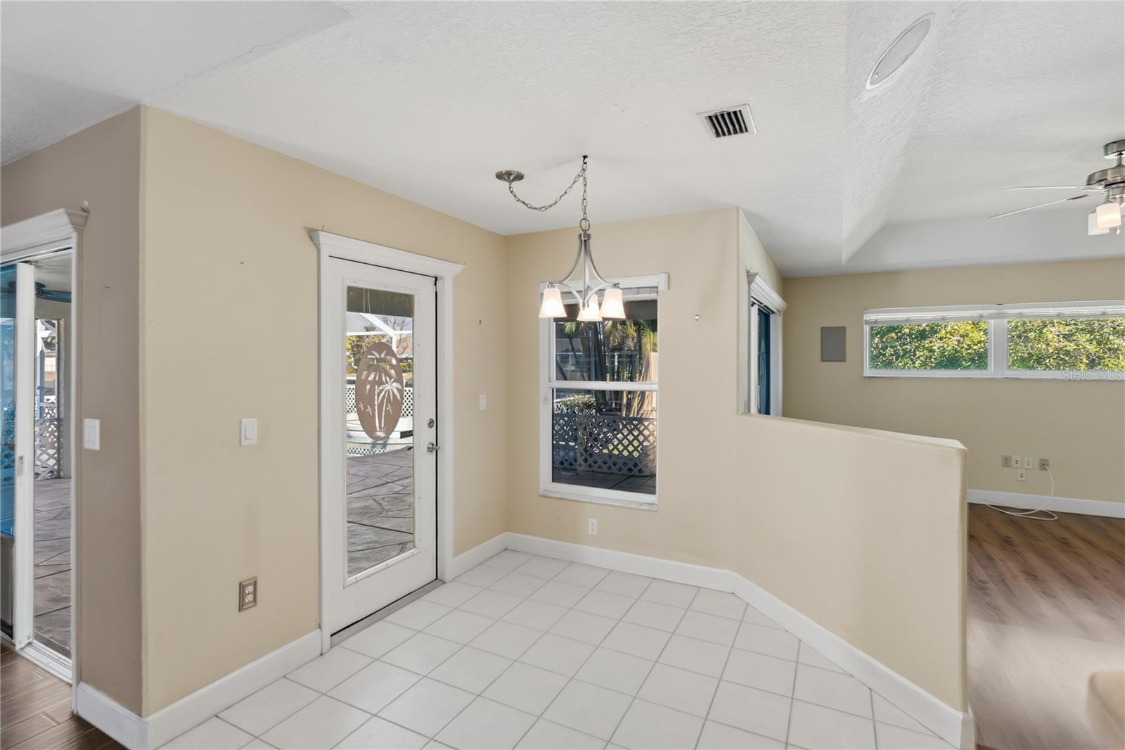 Image 14 of 39 For 2323 Paso Fino Drive