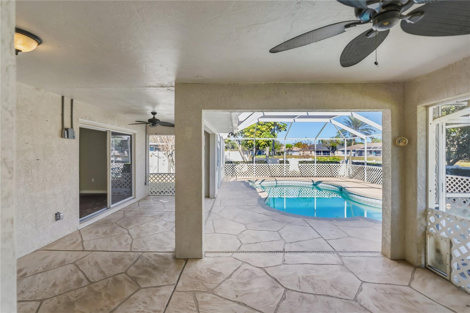 Image 32 of 39 For 2323 Paso Fino Drive