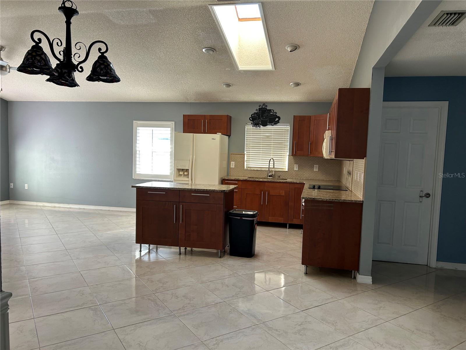 Image 8 of 29 For Address Not Provided