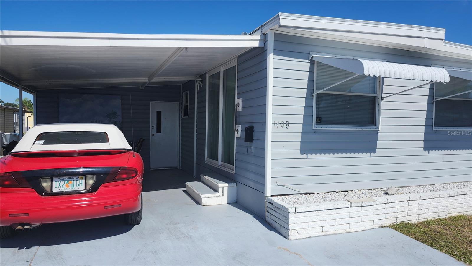 Image 2 of 14 For 1408 22nd Avenue W