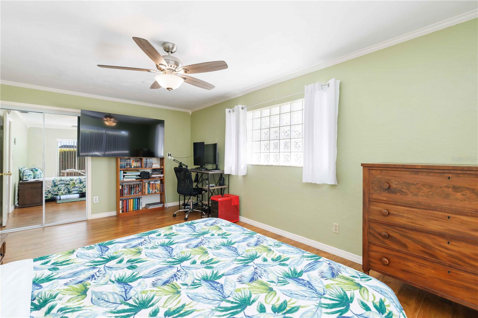 Image 12 of 29 For 3363 Sheffield Circle