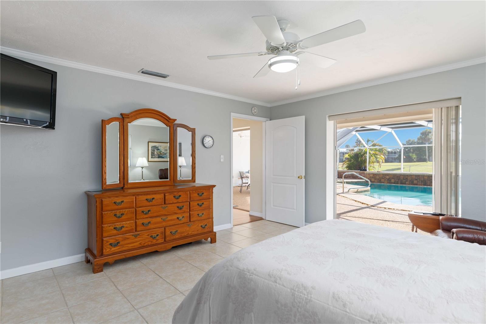 Image 15 of 29 For 3363 Sheffield Circle