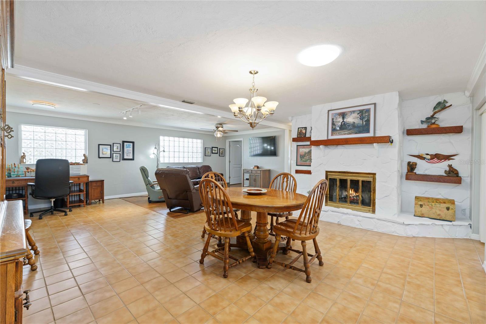 Image 8 of 29 For 3363 Sheffield Circle