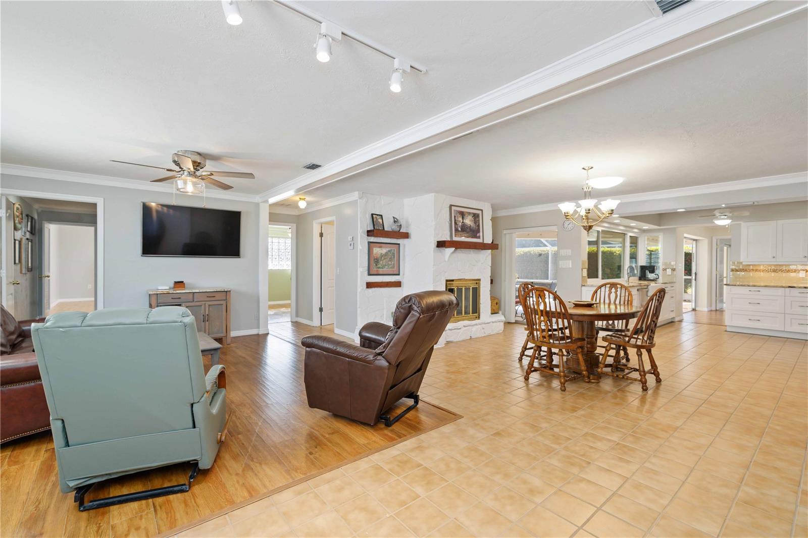 Image 9 of 29 For 3363 Sheffield Circle