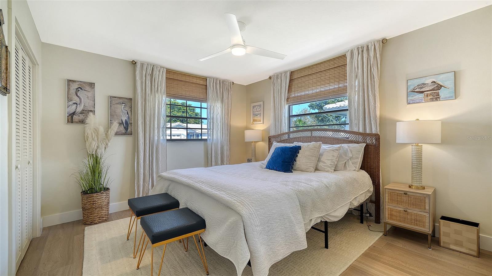 Image 32 of 68 For 3904 Chinaberry Road