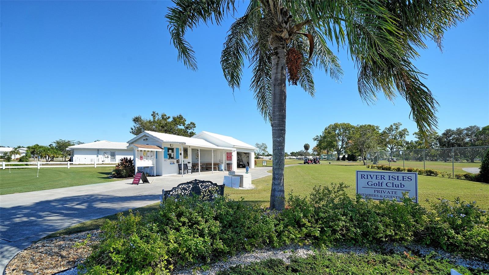 Image 50 of 68 For 3904 Chinaberry Road