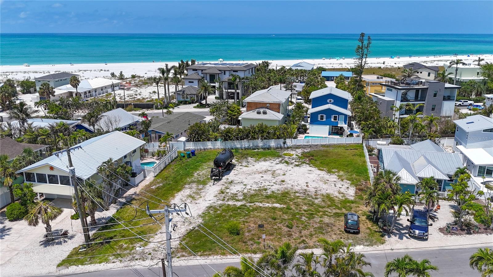 Image 10 of 30 For 777 Jacaranda Road