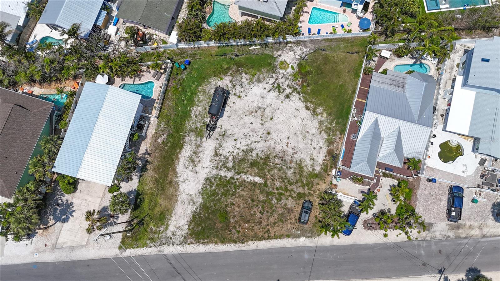 Image 7 of 30 For 777 Jacaranda Road