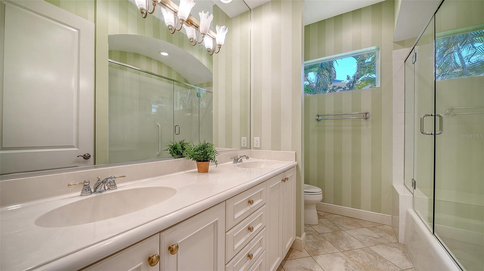 Image 41 of 85 For 6805 Chancery Place