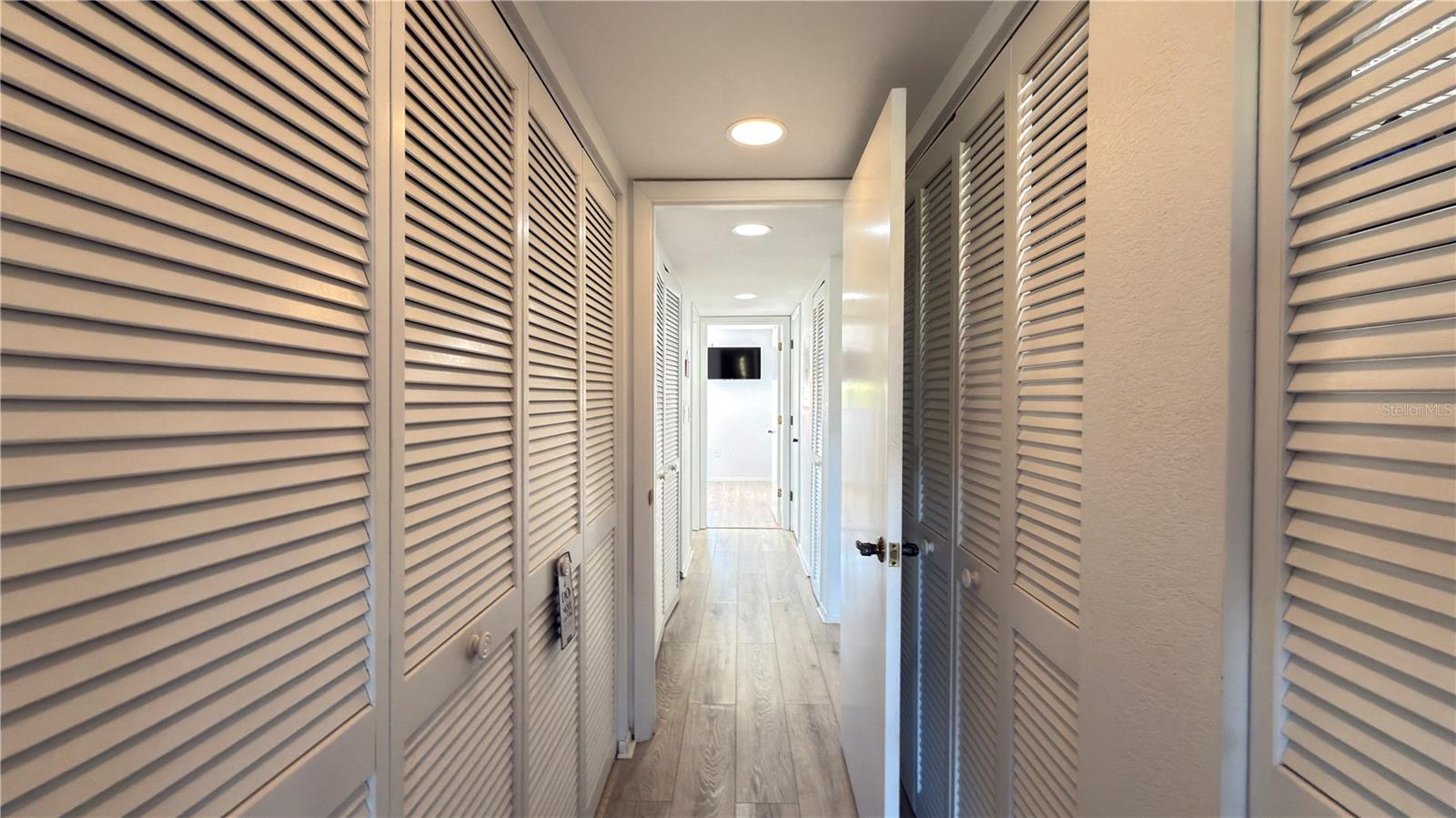 Image 21 of 49 For 5050 Marianne Key Road 7a