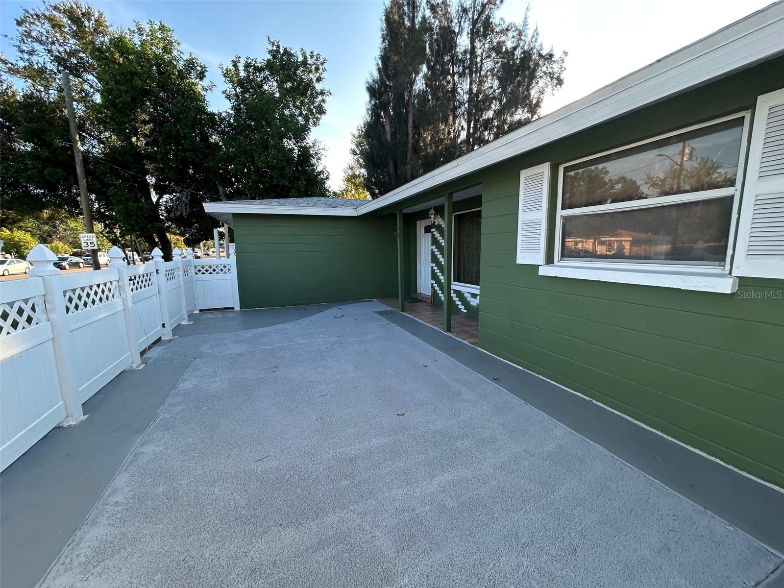 Image 3 of 13 For 2920 Mcintosh Road