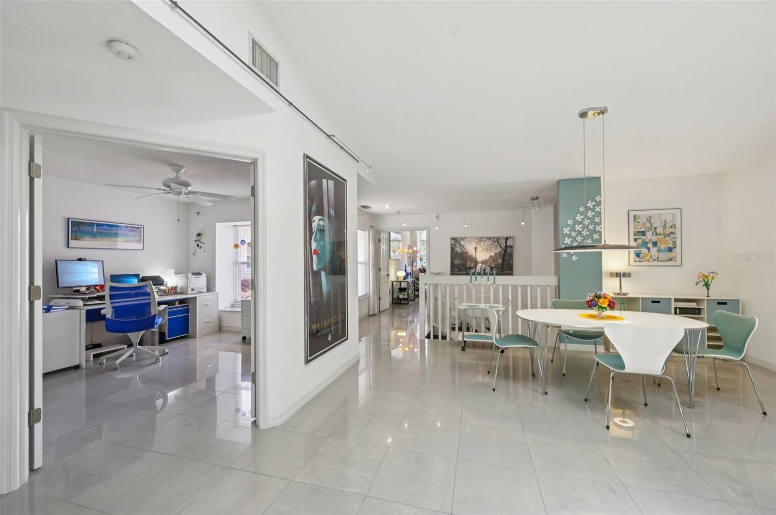 Image 11 of 42 For 5588 Golf Pointe Drive 1