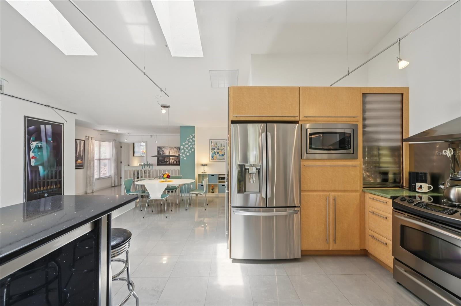 Image 14 of 42 For 5588 Golf Pointe Drive 1