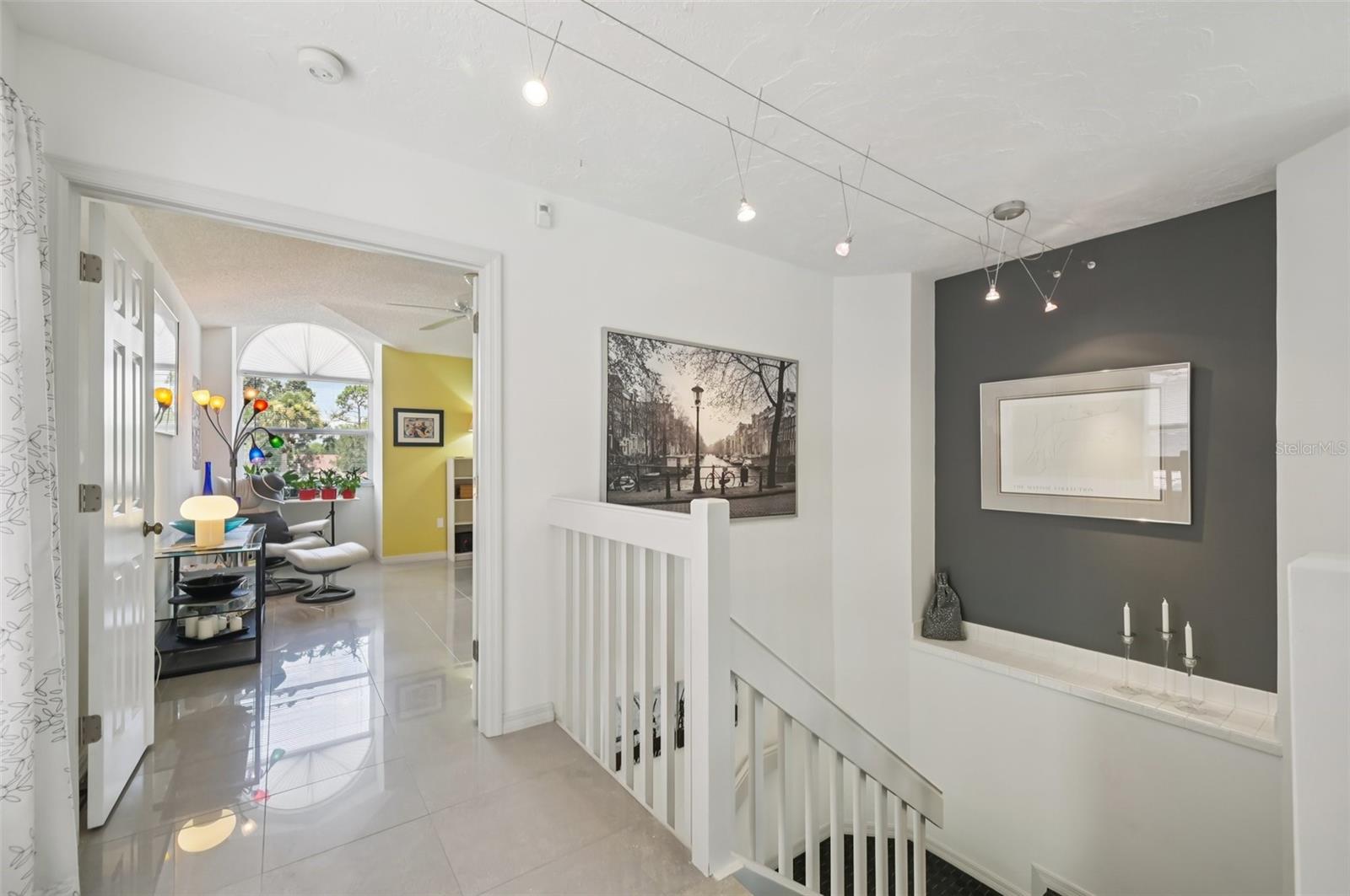 Image 21 of 42 For 5588 Golf Pointe Drive 1