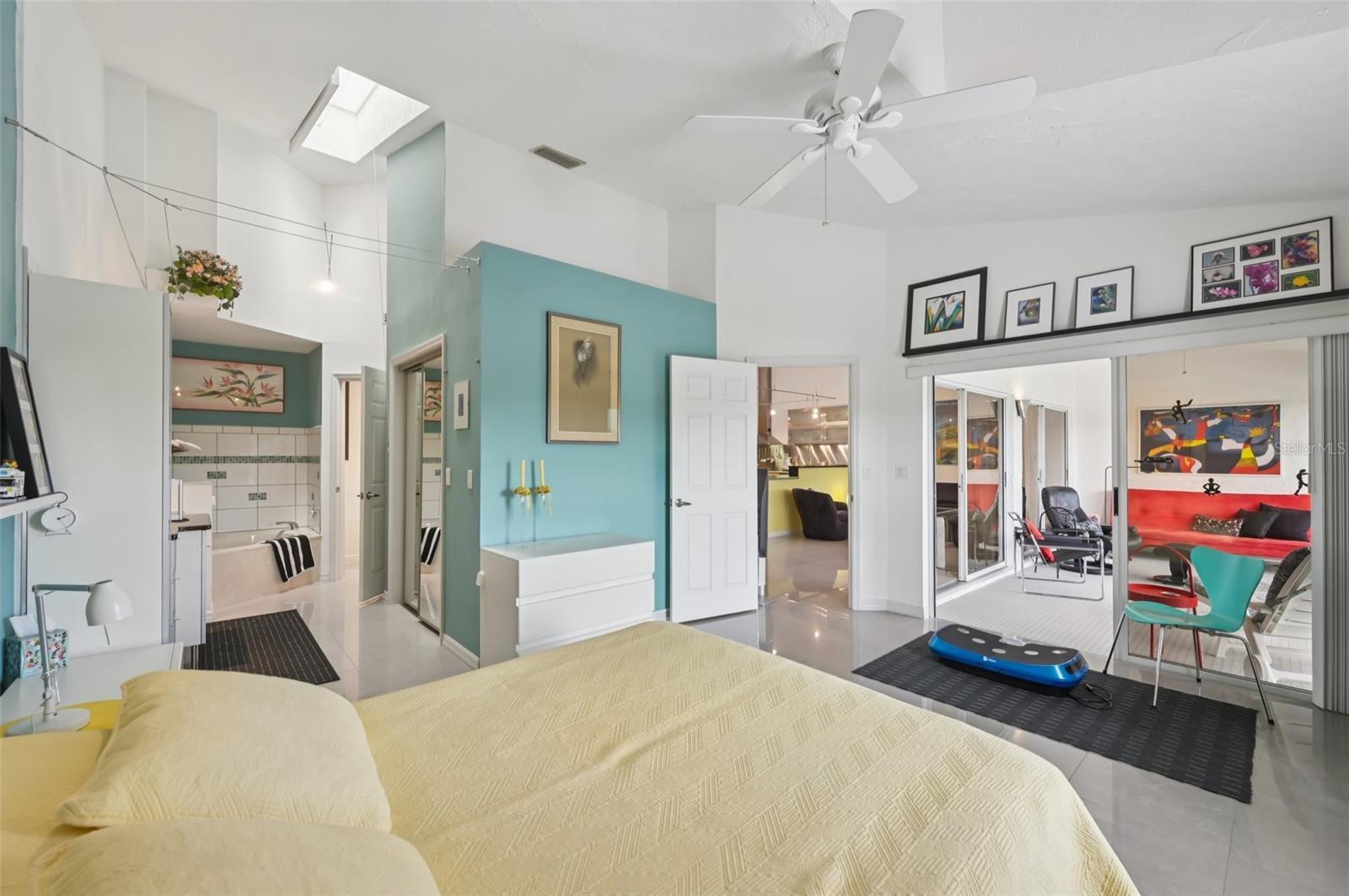 Image 25 of 42 For 5588 Golf Pointe Drive 1