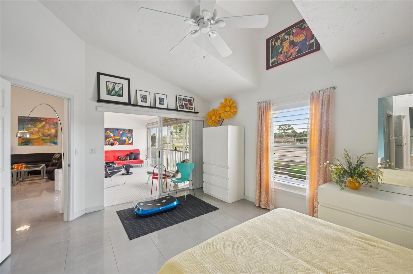 Image 26 of 42 For 5588 Golf Pointe Drive 1