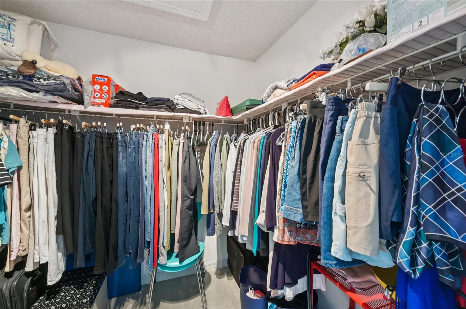 Image 34 of 42 For 5588 Golf Pointe Drive 1