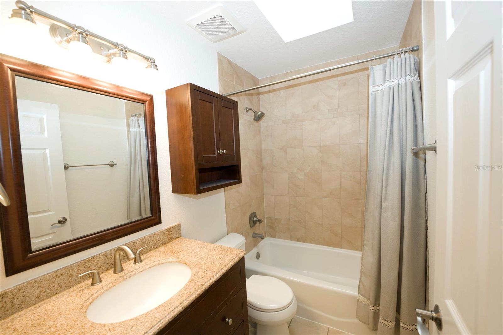 Image 17 of 24 For 285 Marquette Road