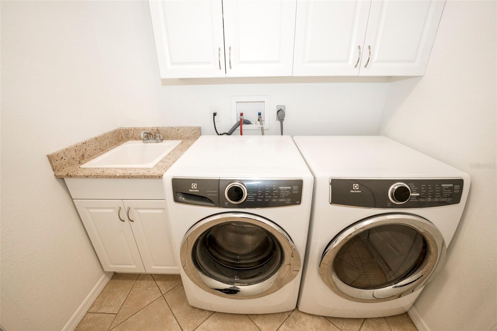 Image 18 of 24 For 285 Marquette Road