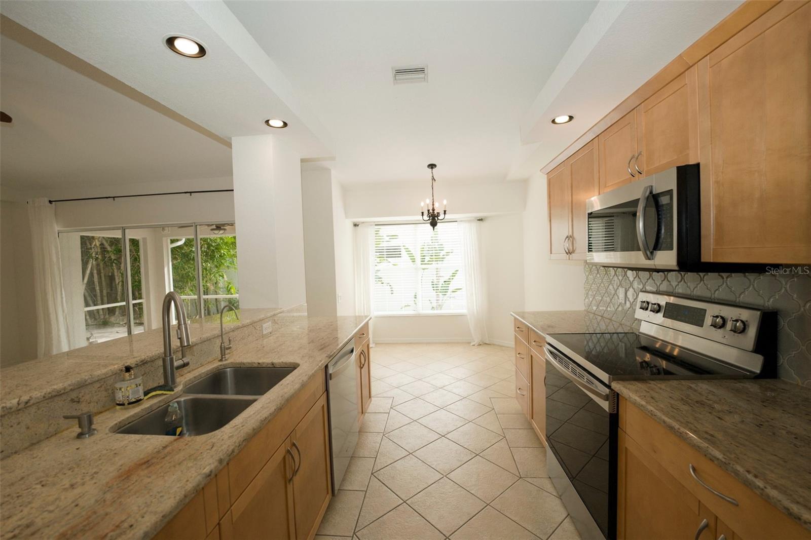 Image 7 of 24 For 285 Marquette Road