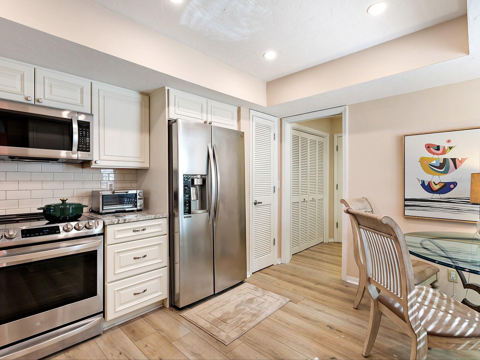 Image 28 of 42 For 6094 Wilshire Boulevard 8